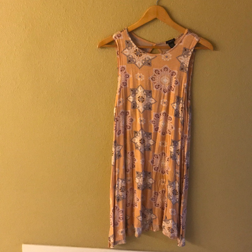 Knee length sleeveless dress